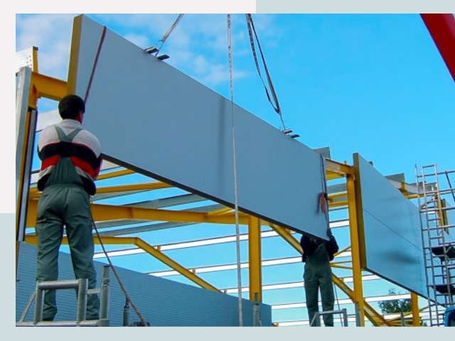 Монтаж сэндвич-панелей в Дальнегорске от 618 руб.